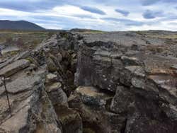 Fissure sur la partie haute de Grjótagjá