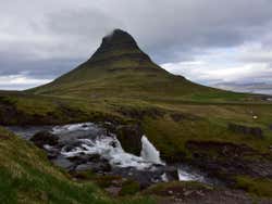 Kirkjufell et Kirkjufellfoss