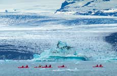 Balade en kayak dans la lagune glaciaire de Jökulsárlón