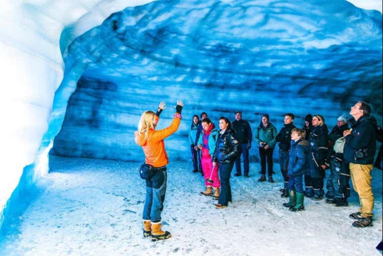 Découvrez les secrets du glacier