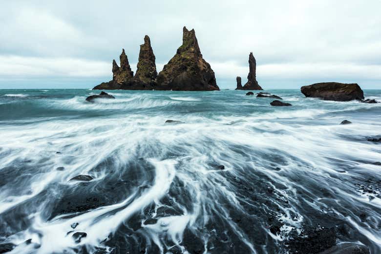 Les Reynisdrangar