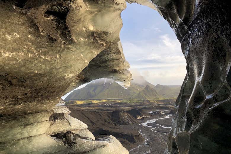 Grotte de glace du glacier Kötlujökull